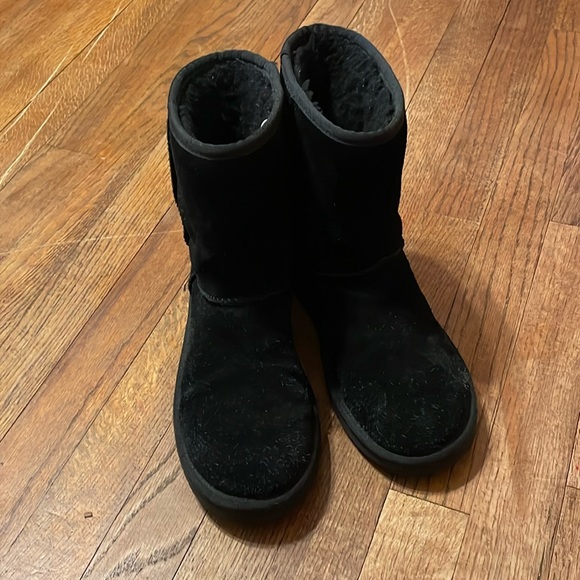 •KOOLBURRA BY UGG•WOMEN'S BLACK KOOLA SHORT ANKLE BOOTS SIZE 7 - Picture 2 of 5